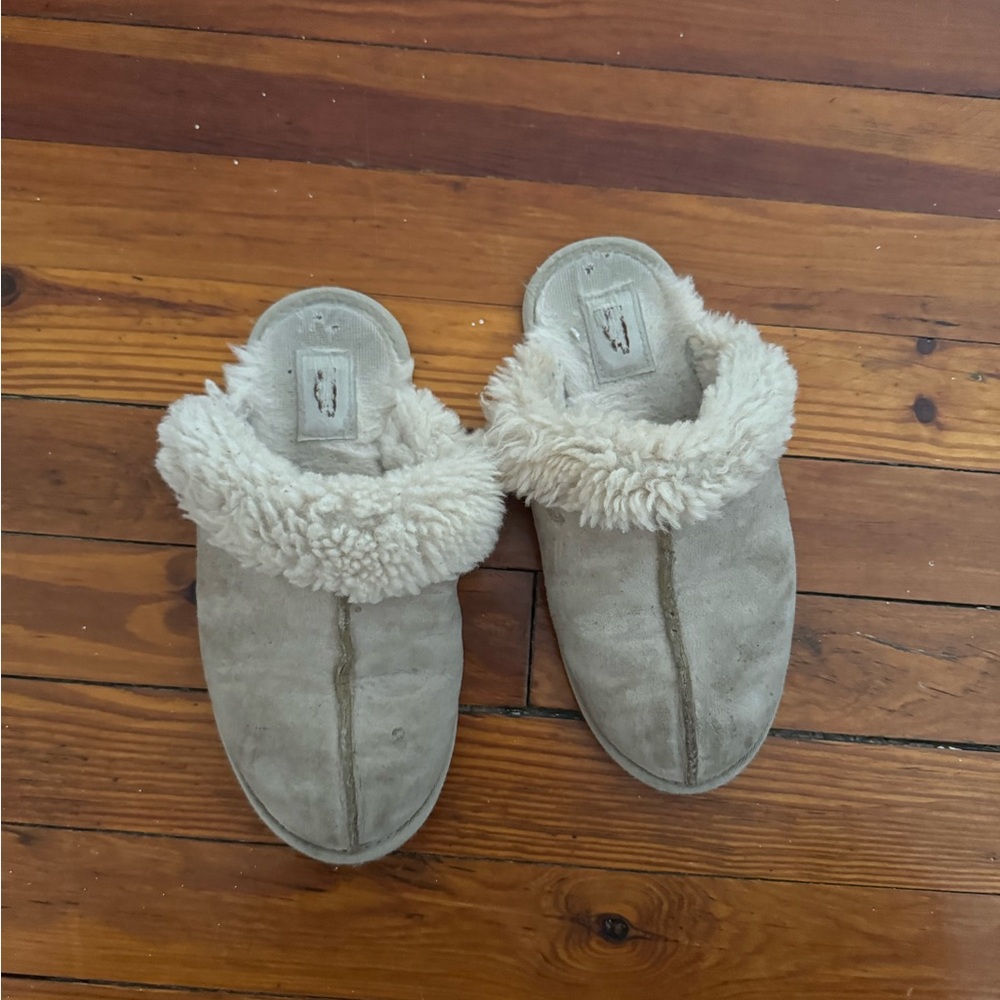 Ugg scuff slippers. Size 7